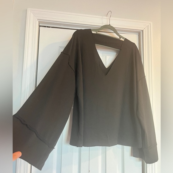 Three Bird Nest Love It V Neckline Open Back Bell Sleeve Top - Small, Black - Picture 11 of 13